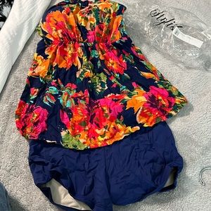 Brand new 2 piece bathing suit